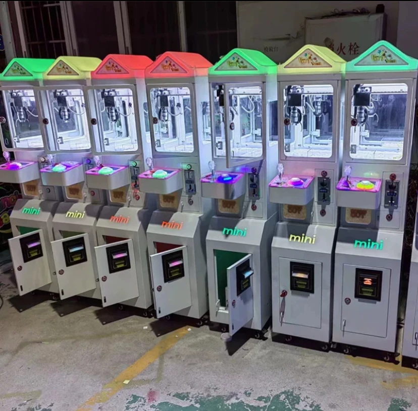 Arcade Toy Claw Vending Machine - Миниатюрный игровой автомат-кран с монетоприемником для